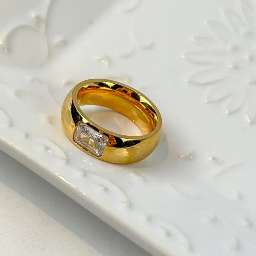 Gold Thick Band Ring With Stone Gold Chunky Ring for Women 18k Gold Plated Ring - Picture 5 of 15
